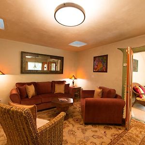 Leaf Suite Two Queen Beds